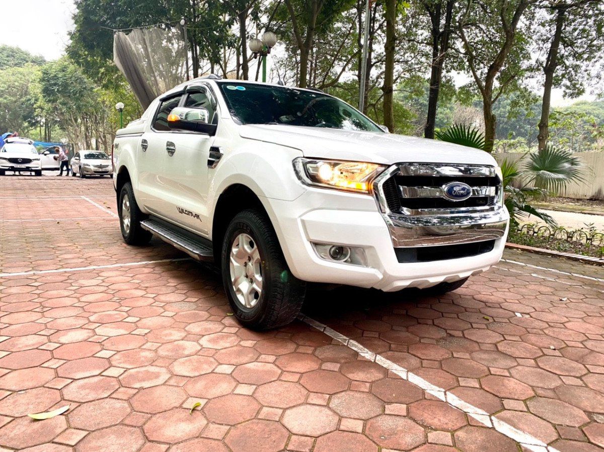 Ford Ranger 2016 - Xe Ford Ranger XLT 2.2 4x4MT năm 2016, màu trắng, xe nhập giá cạnh tranh