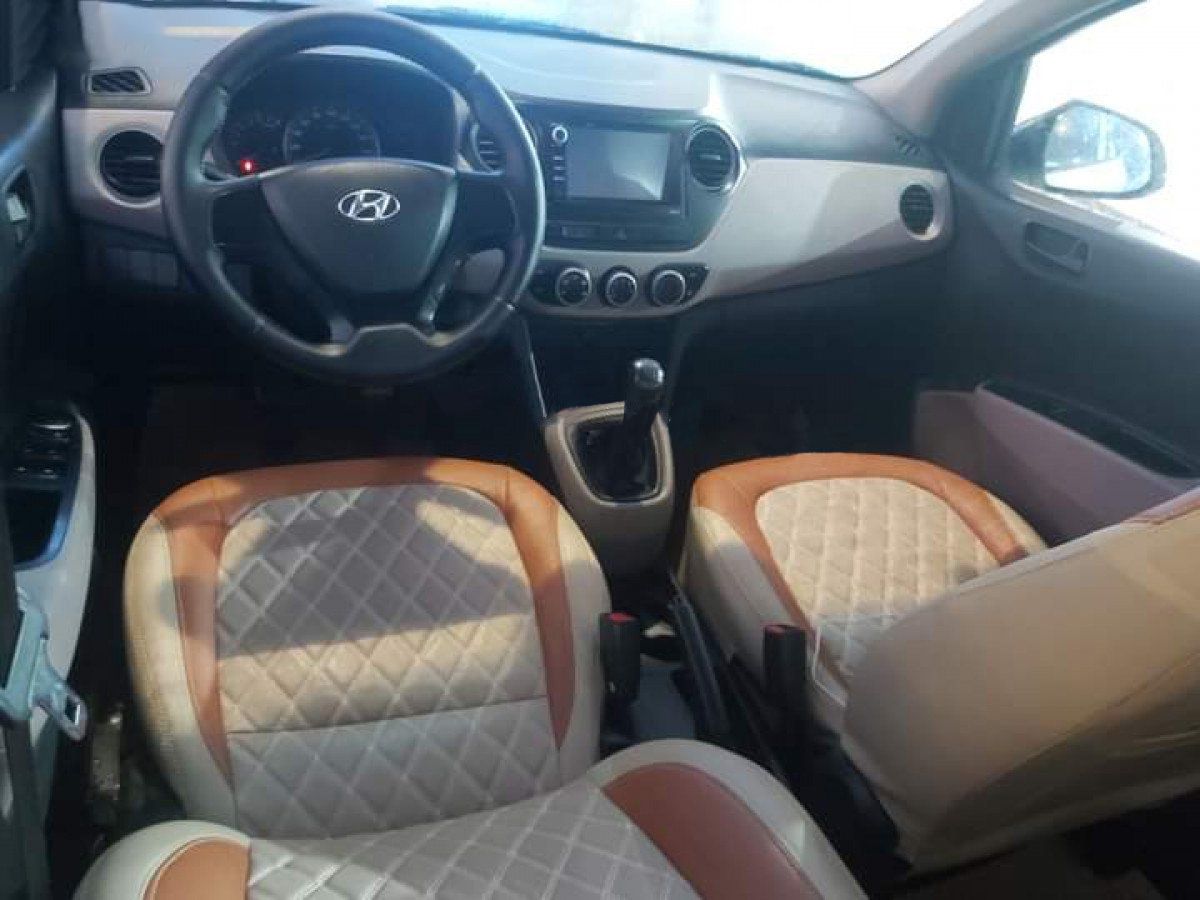 Hyundai Grand i10 2016 - Bán Hyundai Grand i10  Sedan 1.2MT năm sản xuất 2016, nhập khẩu