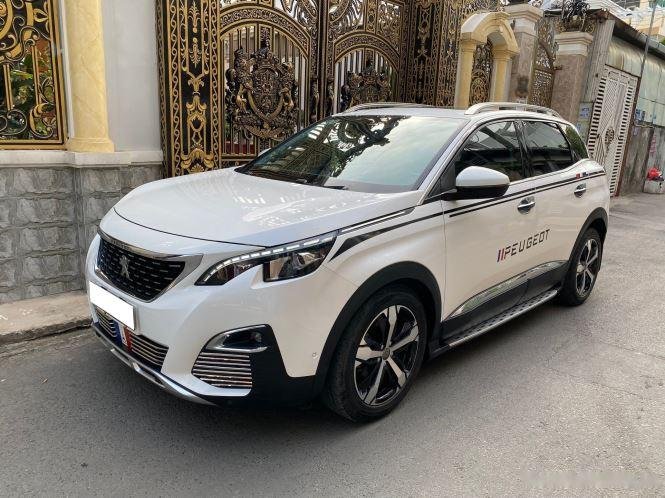 Peugeot 3008 2018 - Bán xe Peugeot 3008 Active, đời 2018, màu trắng, giá 829 triệu