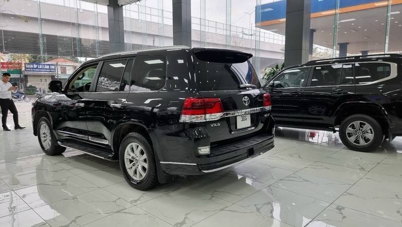 Toyota Land Cruiser 2016 -  Bán Toyota Land Cruiser VX4.6 V8, sản xuất 2016, lăn bán cực ít, xe siêu mới