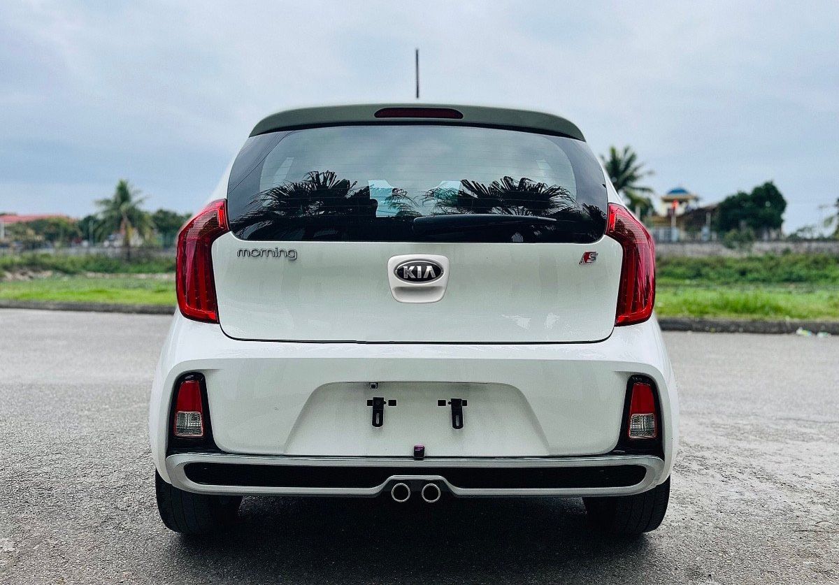 Kia Morning 2018 - Cần bán Kia Morning S 1.25AT năm sản xuất 2018, màu trắng chính chủ