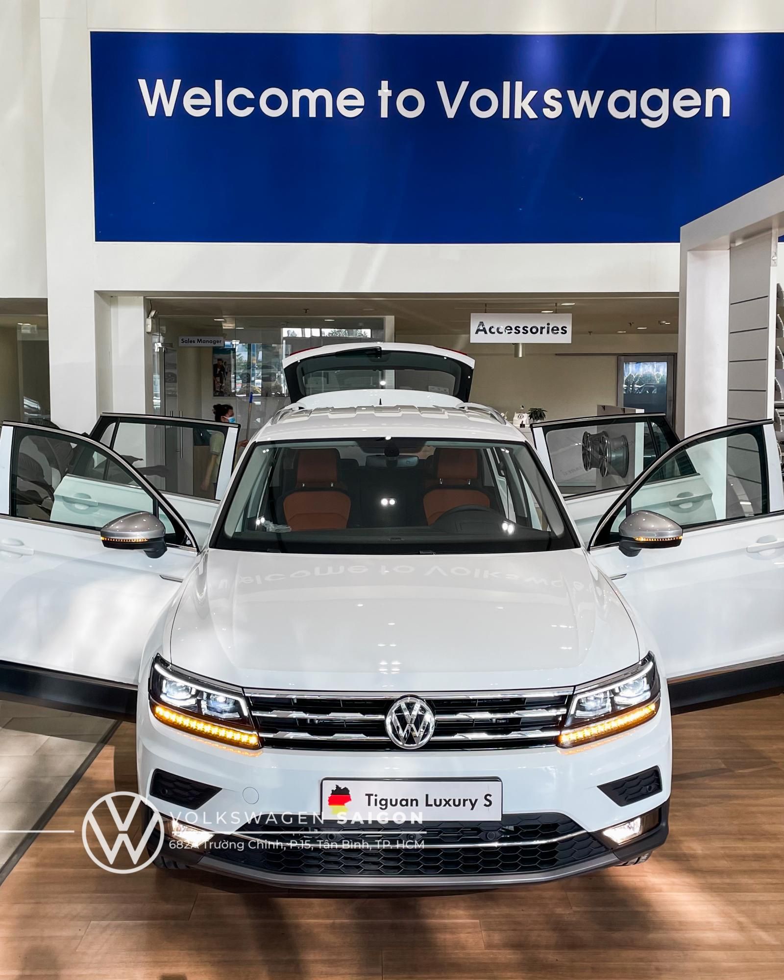 Volkswagen Tiguan 2022 - [Volkswagen Vũng Tàu ]Tiguan Luxury S 2022 màu trắng, động cơ 2.0 Turbo, SUV 7 chỗ gầm cao cho gia đình, dẫn động 2 cầu