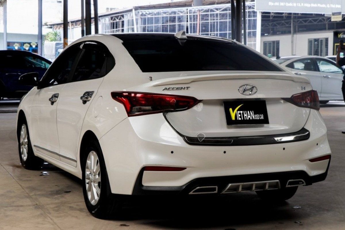 Hyundai Accent 2019 - Cần bán lại xe Hyundai Accent sản xuất năm 2019, màu trắng, giá tốt