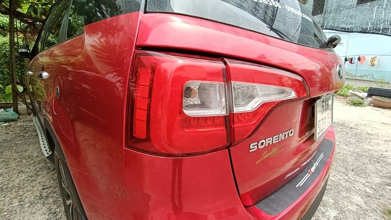 Kia Sorento 2017 - Cần bán xe Kia Sorento đăng ký 2017 xe nhập giá chỉ 680tr