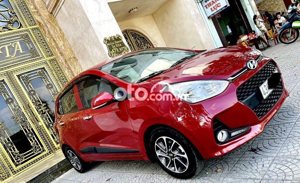 Hyundai Grand i10 2019 - Cần bán lại xe Hyundai Grand i10 AT năm 2019, màu đỏ