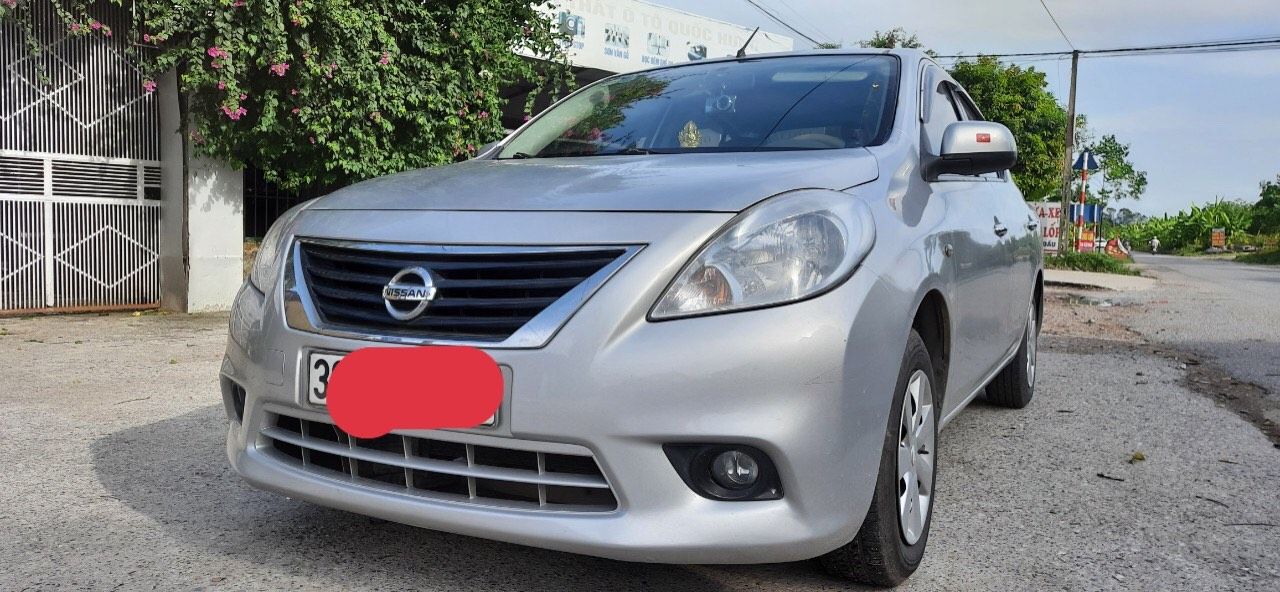 Nissan Sunny 2015 - Bán Nissan Sunny năm sản xuất 2015 chính chủ xe đẹp