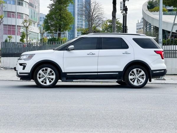 Ford Explorer 2020 - Cần bán xe Ford Explorer năm sản xuất 2020, màu trắng, nhập khẩu nguyên chiếc còn mới