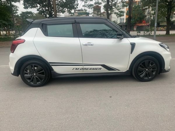 Suzuki Swift 2019 - Xe Suzuki Swift năm 2019, màu trắng 