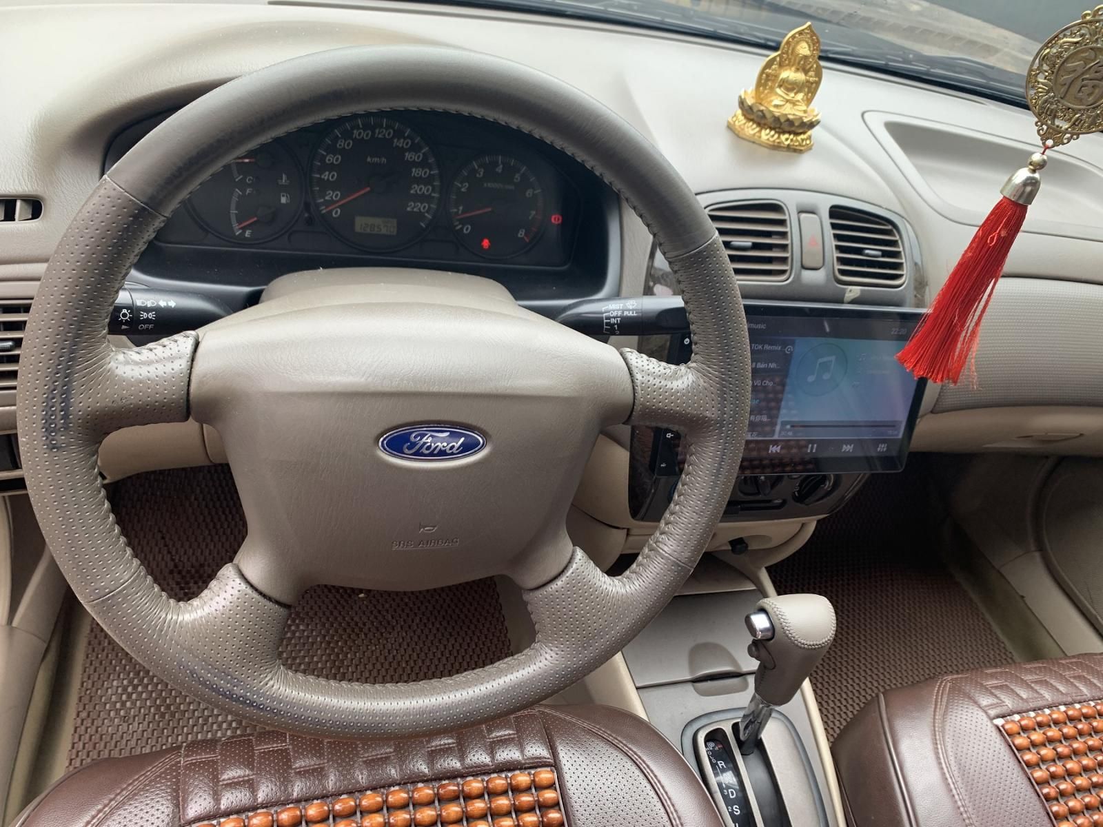 Ford Laser 2004 - Cần bán Ford Laser GHIA 1.8 AT sản xuất 2004, 185 triệu