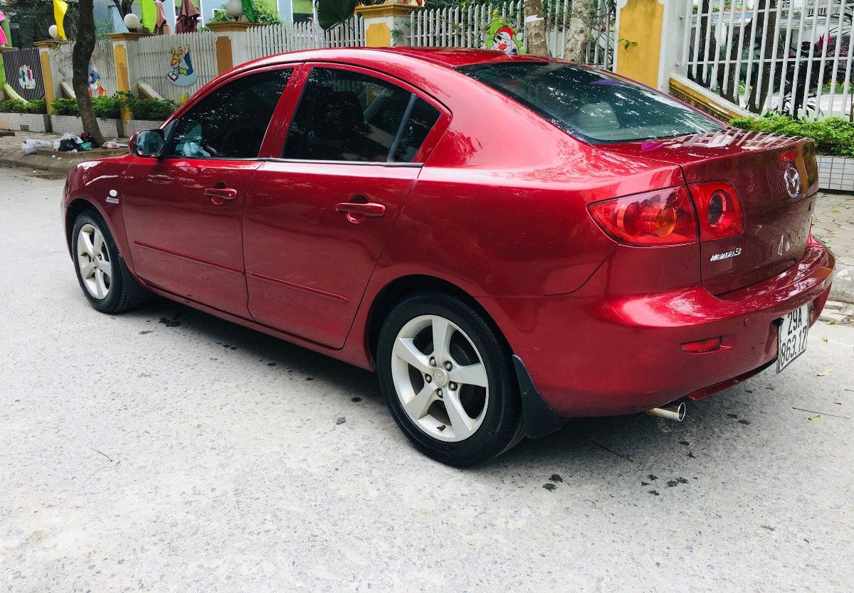 Mazda 3 2004 - Bán Mazda 3 1.6 sản xuất năm 2004, màu đỏ còn mới giá cạnh tranh