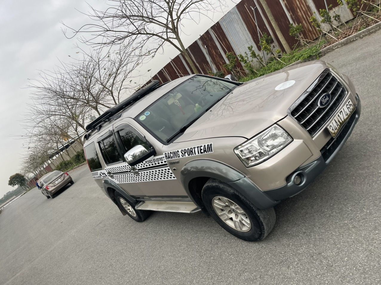 Ford Everest 2008 - Bán Ford Everest đời 2008 máy dầu 279tr