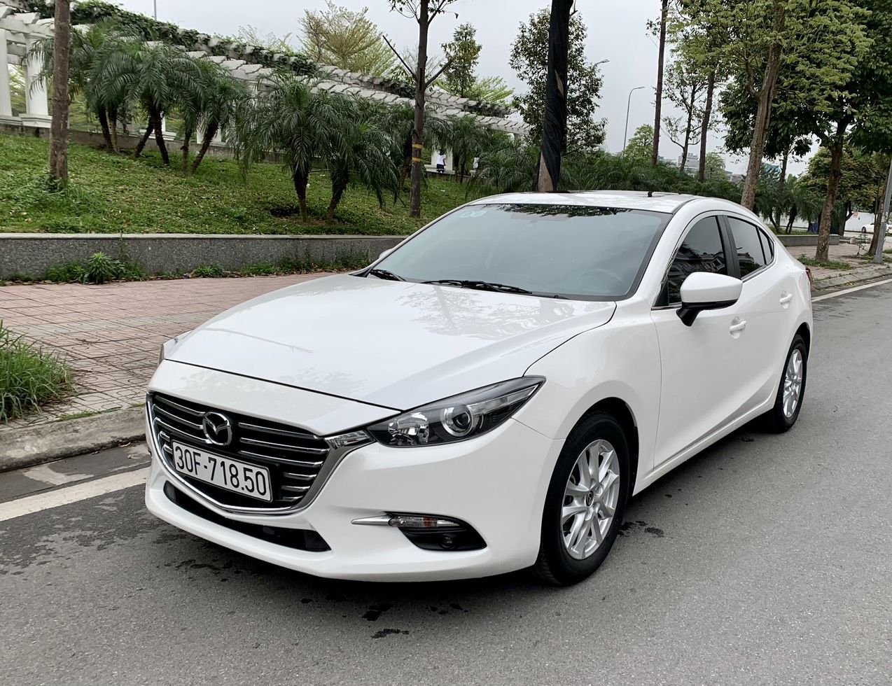 Mazda 3 2019 - Bán xe Mazda 3 sx 2019 siêu lướt 2,8 vạn km