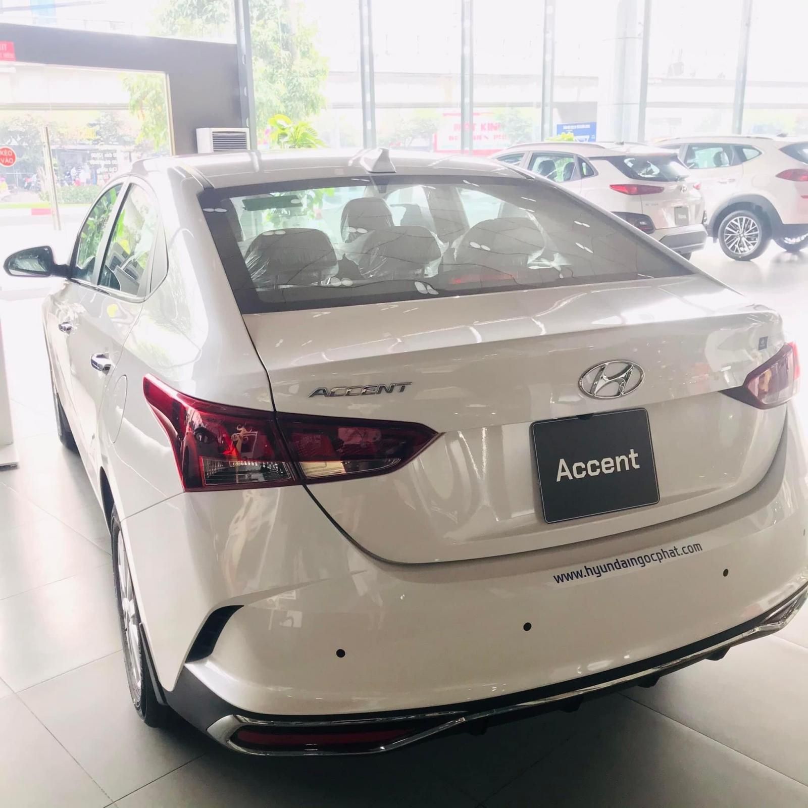 Hyundai Accent 2022 - Bán ô tô Hyundai Accent 1.4MT sản xuất năm 2022, màu trắng, giá tốt