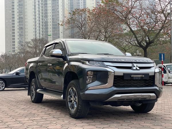 Mitsubishi Triton 2020 - Cần bán xe Mitsubishi Triton sản xuất 2020, màu xanh lam