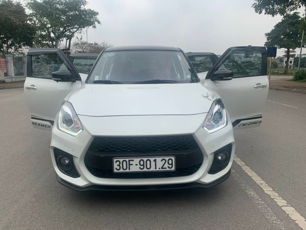 Suzuki Swift 2019 - Xe Suzuki Swift năm 2019, màu trắng 