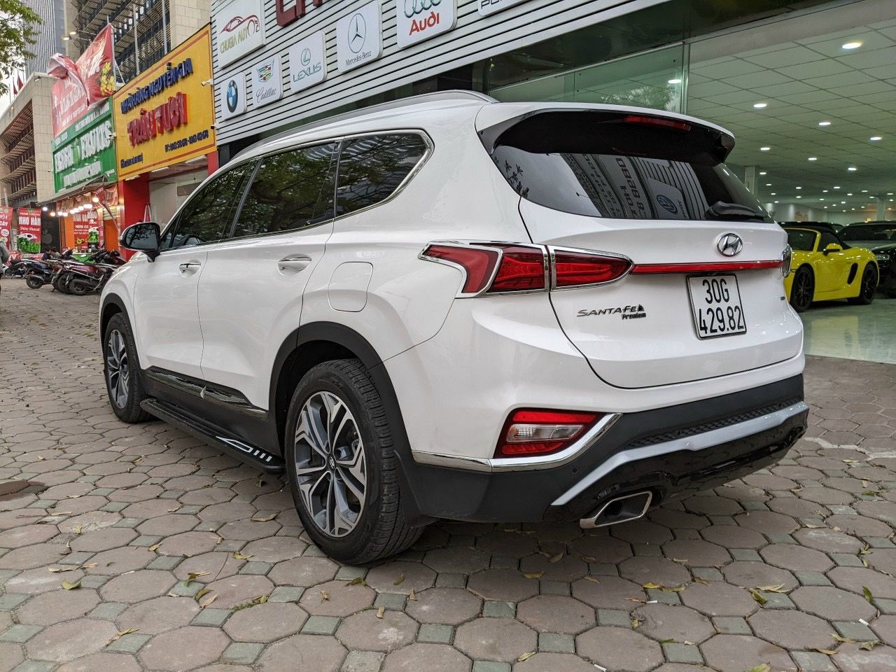 Hyundai Santa Fe 2020 - Màu trắng