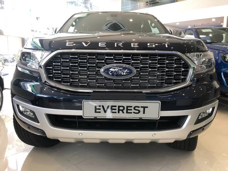 Ford Everest 2022 - Cần bán Ford Everest sản xuất năm 2022, màu đen, nhập khẩu