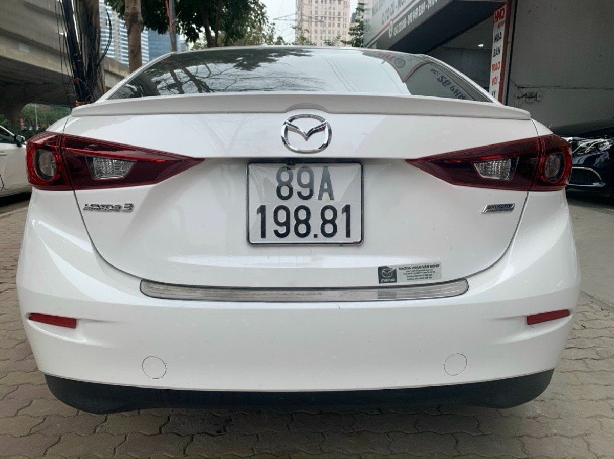 Mazda 3 2019 - Cần bán lại xe Mazda 3 năm 2019, màu trắng