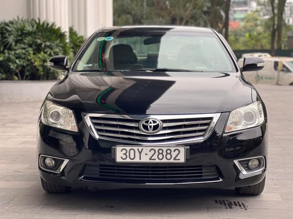 Toyota Camry 2010 - Cần bán gấp Toyota Camry năm 2010, màu đen