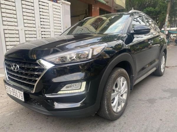 Hyundai Tucson 2019 - Bán Hyundai Tucson 2.0AT bản tiêu chuẩn sản xuất 2019, màu đen