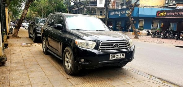 Toyota Highlander 2007 - Cần bán gấp Toyota Highlander năm sản xuất 2007, màu đen 