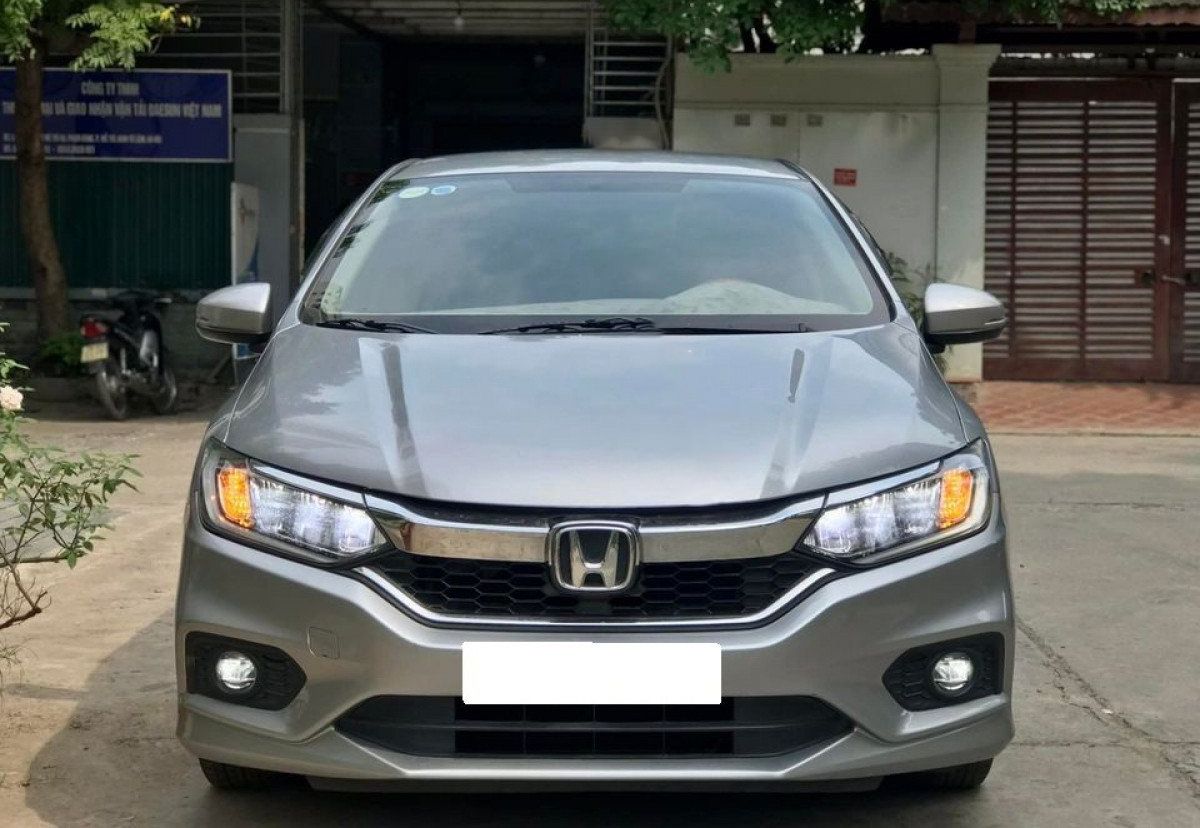 Honda City 2019 - Bán ô tô Honda City 1.5 Top CVT năm sản xuất 2019, màu bạc còn mới, giá tốt