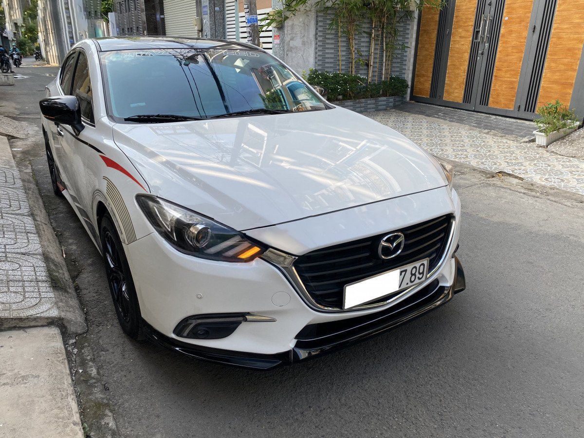 Mazda 3 2018 - Bán Mazda 3 năm 2018, màu trắng, giá tốt