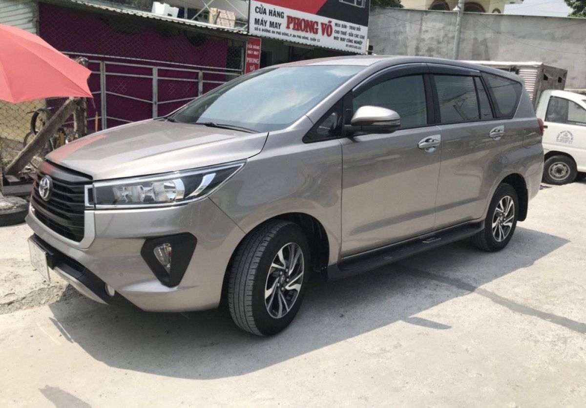 Toyota Innova 2020 - Bán Toyota Innova 2.0E sản xuất 2020, màu xám