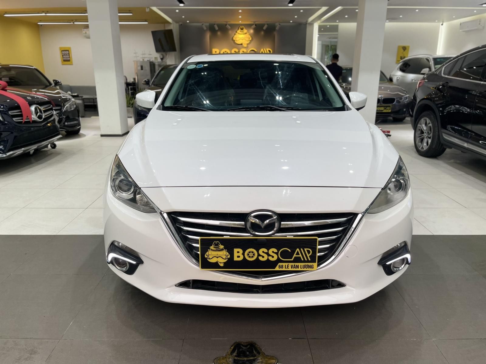 Mazda 3 2015 - Bán nhanh chiếc Mazda 3 đời 2015, màu trắng