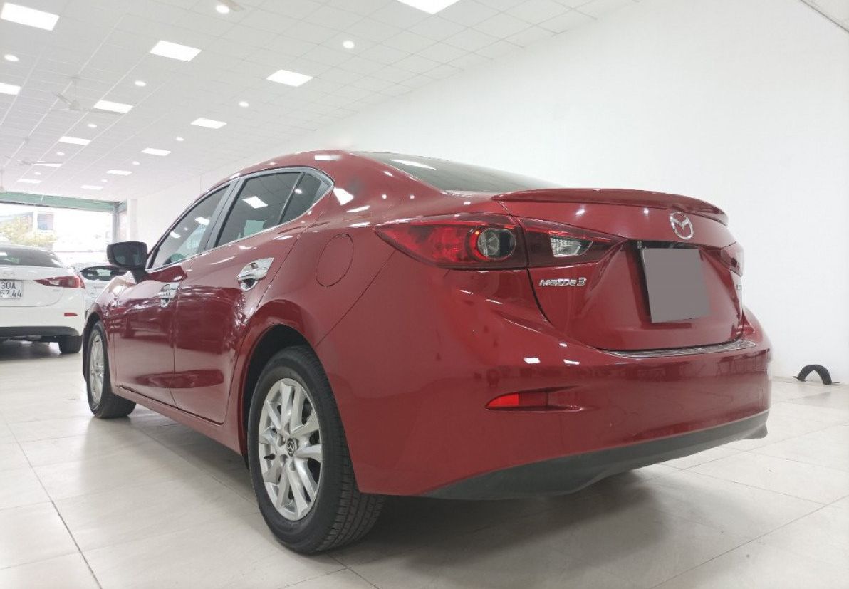 Mazda 3 2018 - Xe Mazda 3 sản xuất 2018, màu đỏ