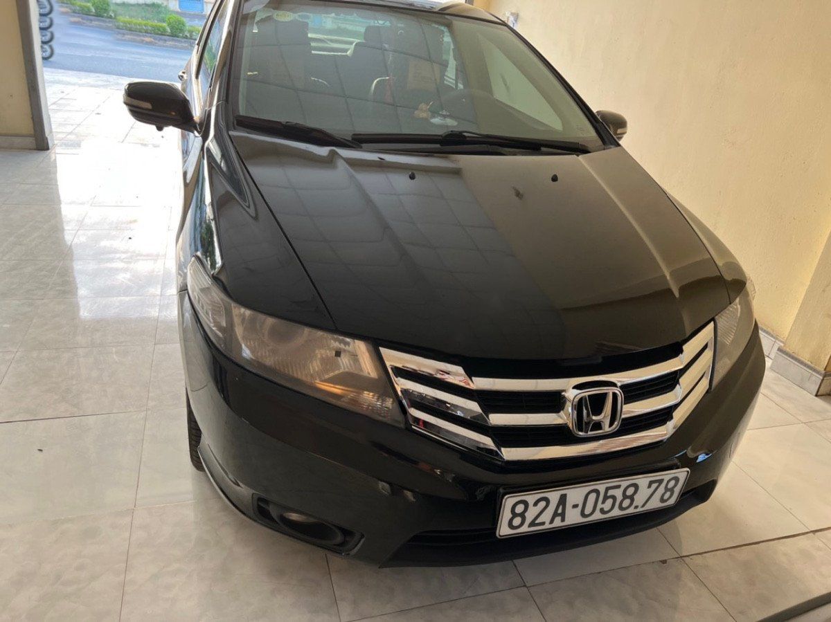 Honda City 2014 - Bán xe Honda City 1.5CVT sản xuất 2014, màu đen