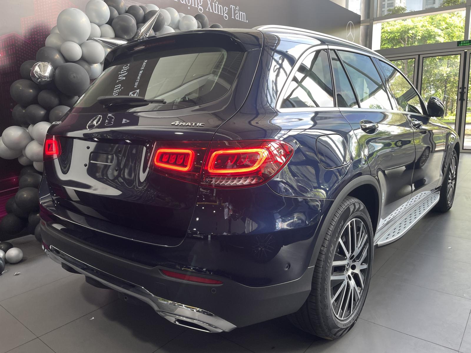 Mercedes-Benz GLC 200 4Matic 2022 - Mercedes GLC200 4 Matic 2022 | Màu Xanh Giao Ngay Huyện Bình Chánh | Phone: 0901 078 222 - Quang