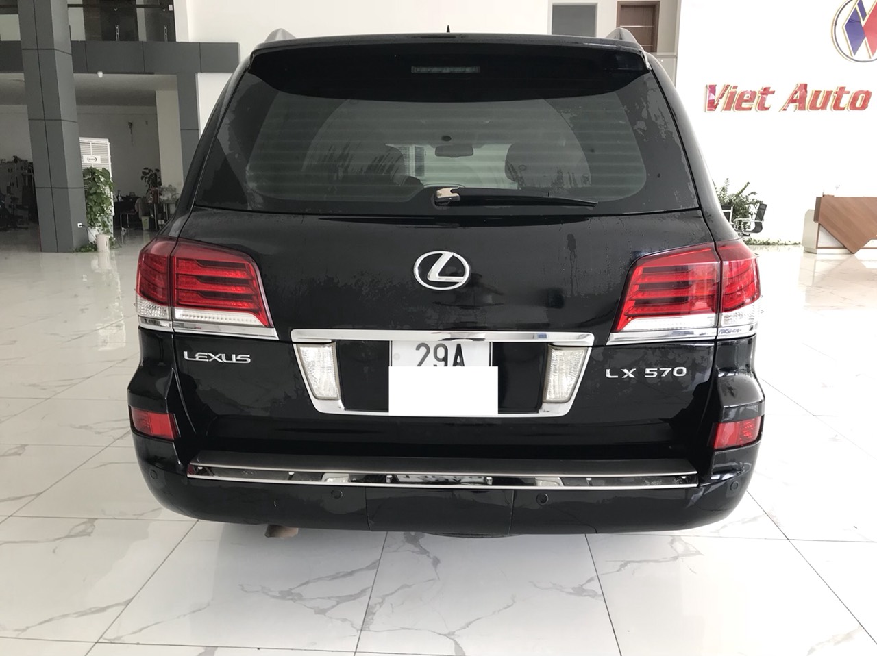 Lexus LX 570 2008 - Bán chiếc Lexus LX570 bản Mỹ sản xuất 2008 xe siêu đẹp đãn lên Phom 2015. Xe lăn bánh 11 vạn Mile 