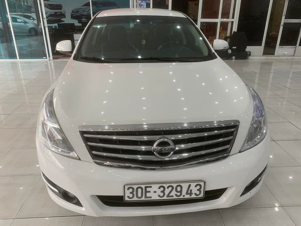 Nissan Teana 2009 - Bán ô tô Nissan Teana 2.0 năm sản xuất 2009, màu trắng, nhập khẩu số tự động