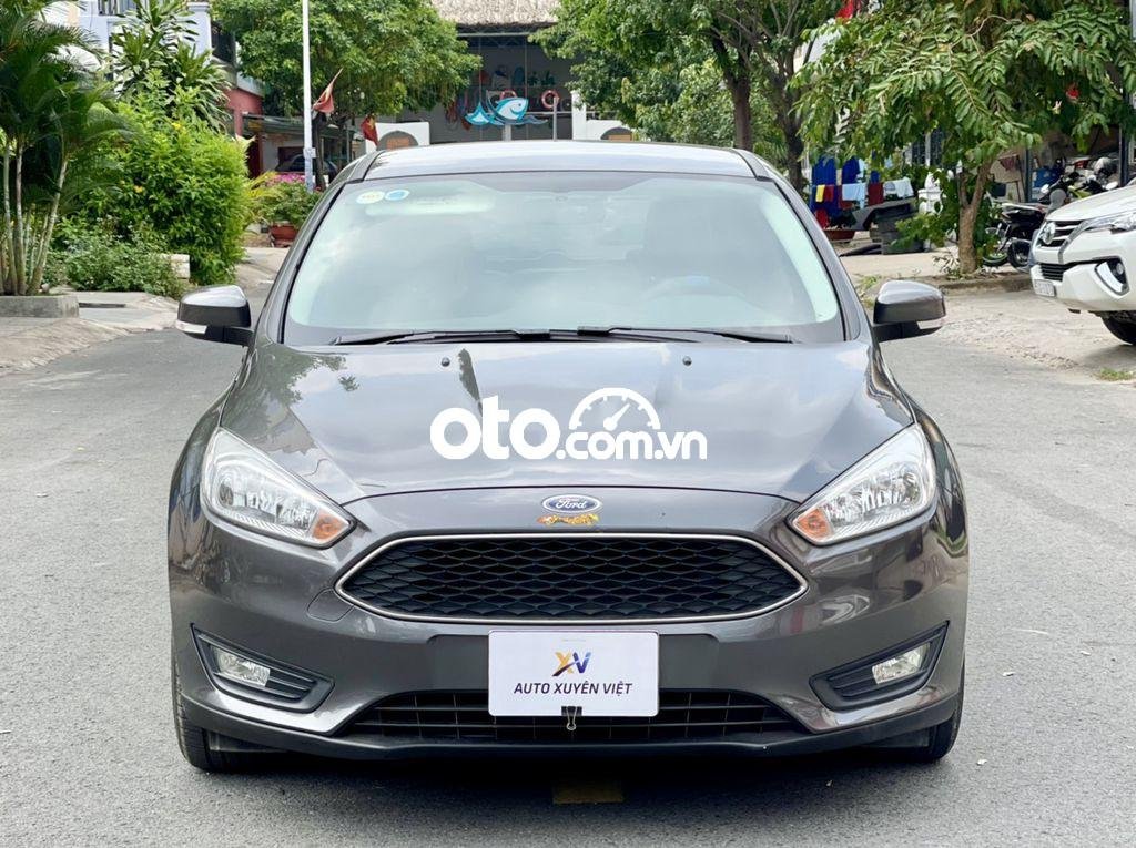 Ford Focus 2019 - Bán Ford Focus 1.5L sản xuất năm 2019, màu xám số tự động