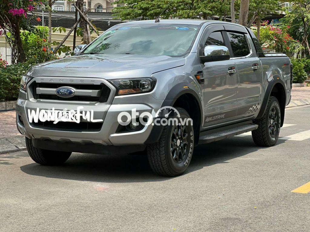 Ford Ranger 2017 - Cần bán gấp Ford Ranger năm 2017, màu xám, nhập khẩu nguyên chiếc còn mới, giá 545tr