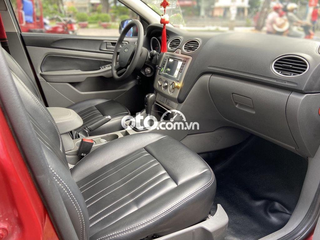 Ford Focus 2012 - Cần bán xe Ford Focus 1.8L sản xuất năm 2012, màu đỏ