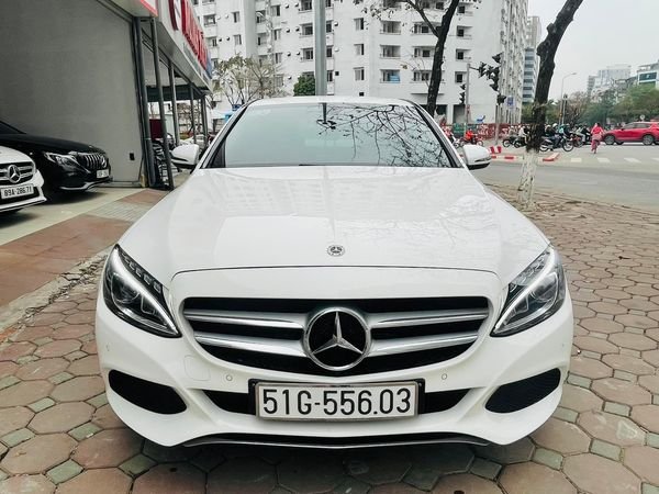 Mercedes-Benz C200 2017 - Cần bán xe Mercedes C200 2.0AT sản xuất năm 2017, màu trắng