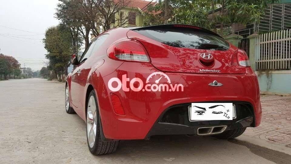 Hyundai Veloster 2012 - Cần bán gấp Hyundai Veloster 1.6 GDI Turbo 2012, màu đỏ, nhập khẩu 