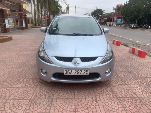 Mitsubishi Grandis 2005 - Cần bán xe Mitsubishi Grandis 2.4Mivec sản xuất năm 2005