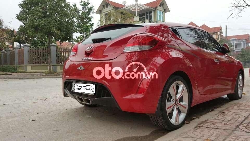 Hyundai Veloster 2012 - Cần bán gấp Hyundai Veloster 1.6 GDI Turbo 2012, màu đỏ, nhập khẩu 