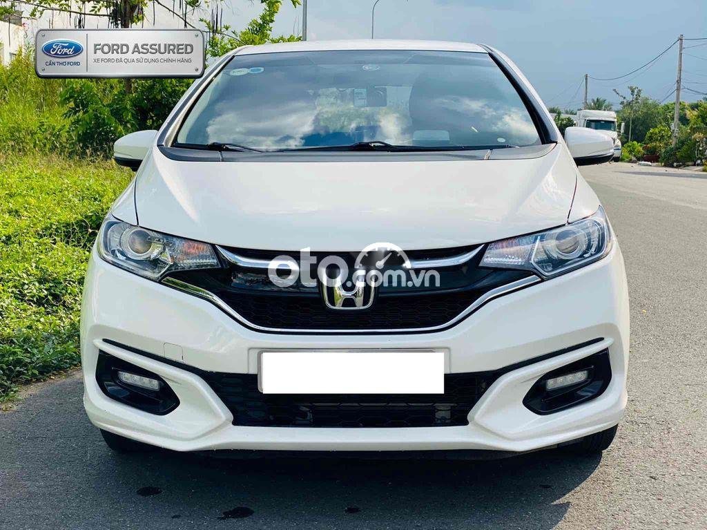 Honda Jazz 2018 - Xe Honda Jazz 1.5AT sản xuất 2018, màu trắng, xe nhập