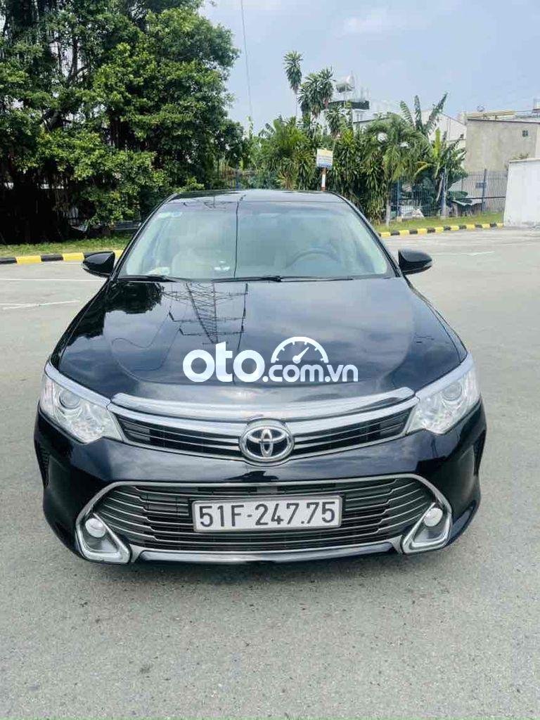 Toyota Camry 2015 - Toyota Camry 2.0E sx 2015 chạy 42.000km đẹp xuất sắc