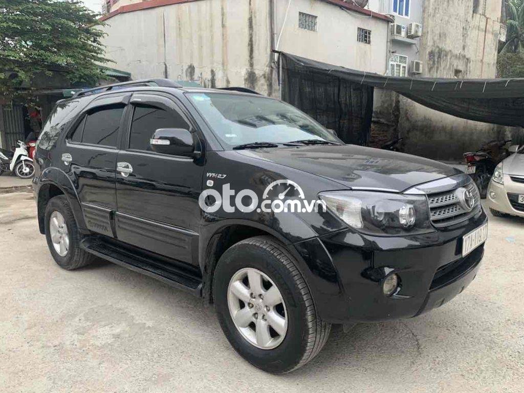 Toyota Fortuner 2009 - Bán Toyota Fortuner sản xuất 2009, màu đen, 386 triệu