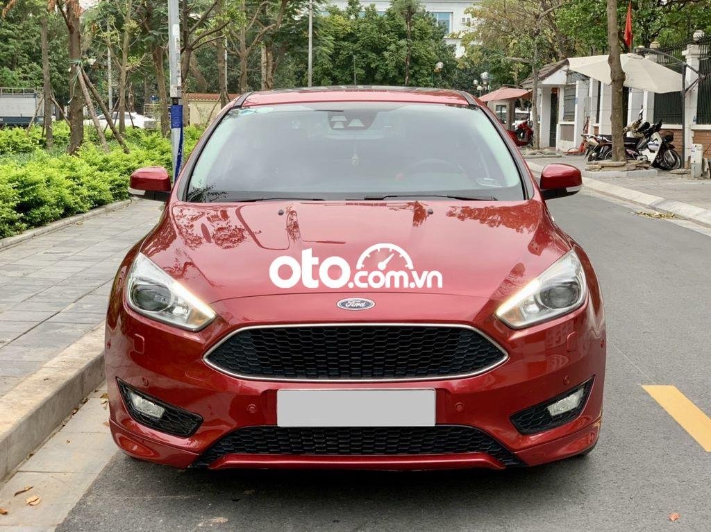 Ford Focus 2016 - Bán Ford Focus S 1.6L sản xuất năm 2016, màu đỏ, giá 555tr