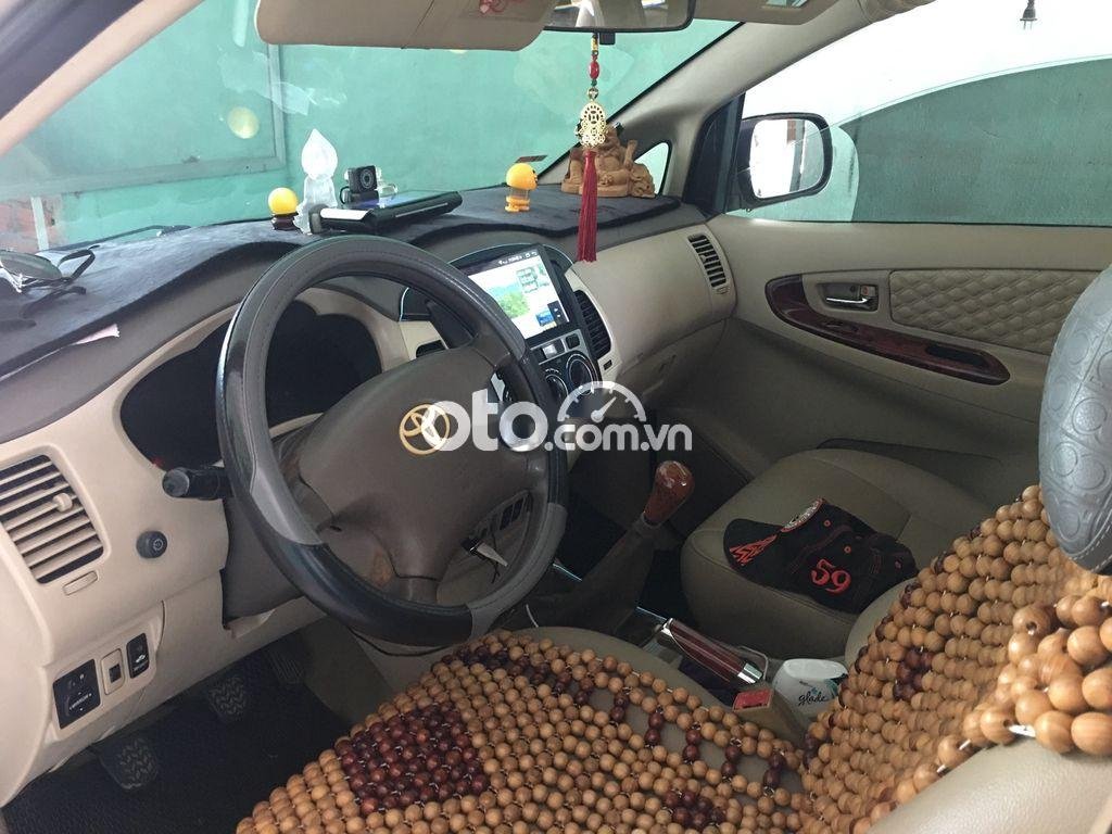 Toyota Innova 2006 - Bán Toyota Innova 2.0G năm 2006, xe nhập xe gia đình