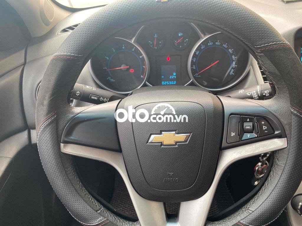 Chevrolet Cruze 2018 - Bán Chevrolet Cruze LTZ sản xuất năm 2018