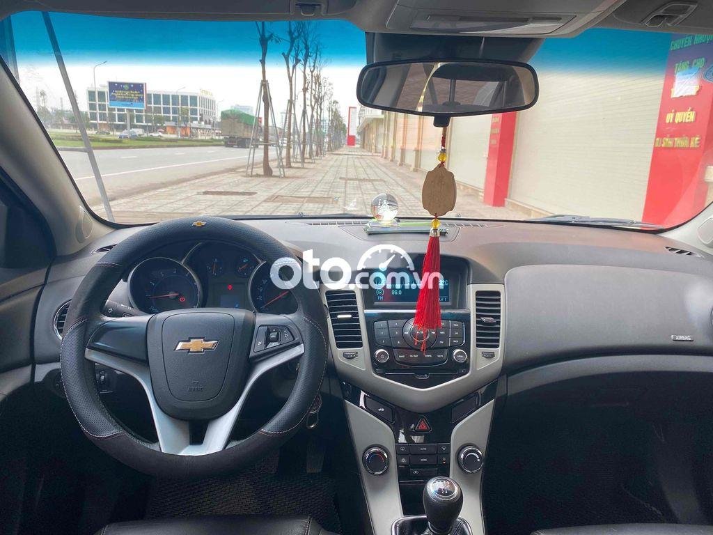 Chevrolet Cruze 2018 - Bán Chevrolet Cruze LTZ sản xuất năm 2018