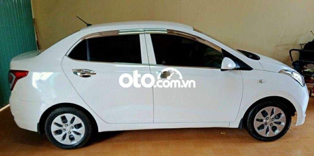 Hyundai Grand i10 2016 - Bán ô tô Hyundai Grand i10 1.2MT 2016, màu trắng, xe nhập, 218tr