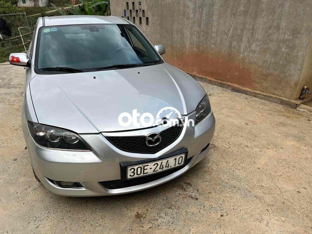 Mazda 3 2004 - Bán Mazda 3 1.5L Sedan sản xuất năm 2004, màu bạc, giá chỉ 209 triệu